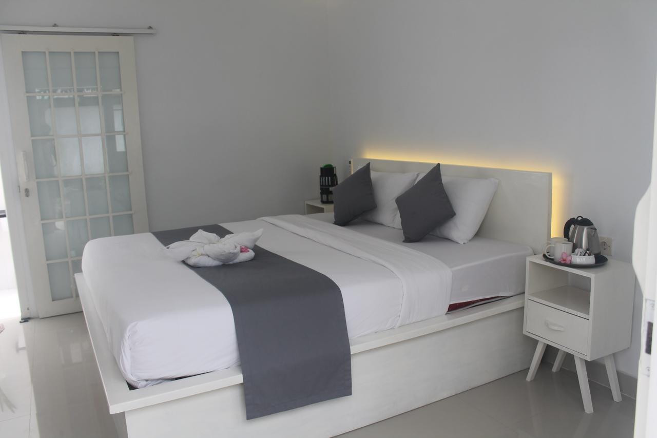 Casa Blanca Gili Air Hotel Exterior photo
